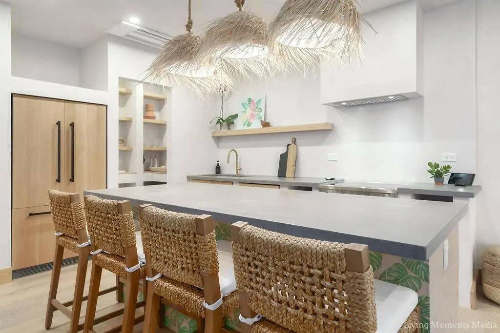 Aloha Moon - A Chic And Dreamy Modern Tropical Hideaway! Apartment Wailea